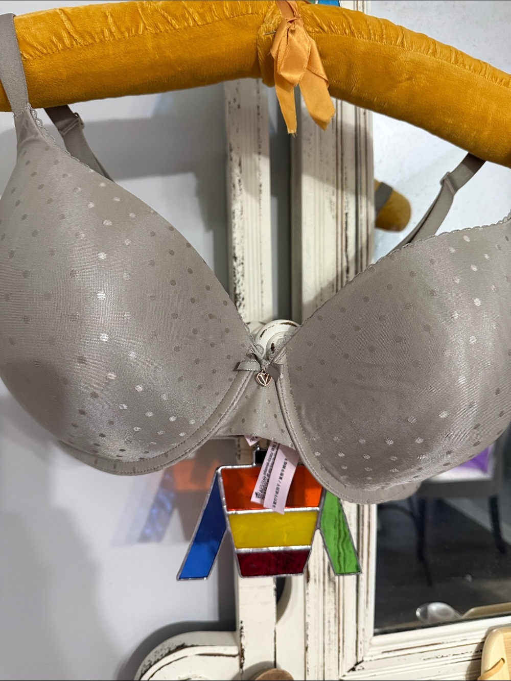 Victoria's Secret Taupe Dot Molded T-Shirt Bra